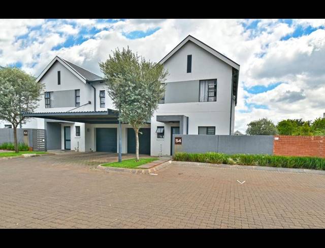 3 BEDROOM HOUSE FOR SALE IN PINEHAVEN